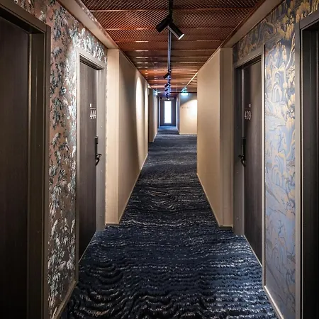 Pier 5 Hotel