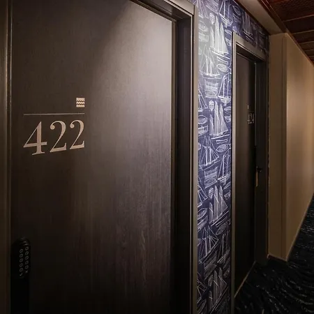Hotel Pier 5 4*